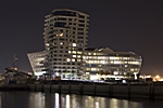 Grasbrookhafen mit Marco-Polo-Tower und Unileverhaus