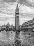 Markusplatz unter Wasser (Acqua alta)